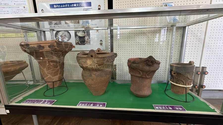 勝坂式土器と加曽利E式土器