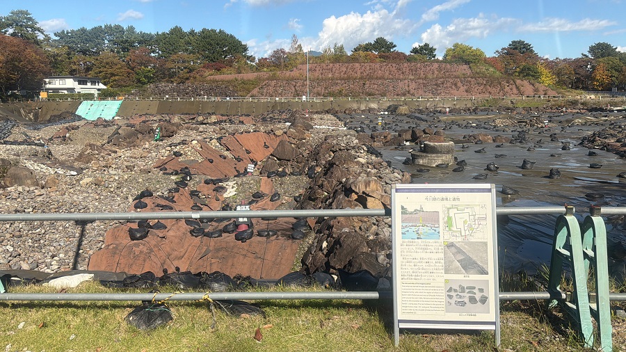 駿府城跡天守台発掘調査現場